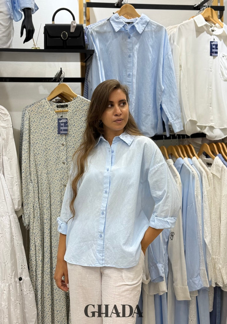 Chemise en bleu ciel