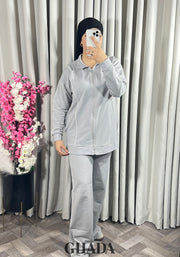 Ensemble survêtement en gris