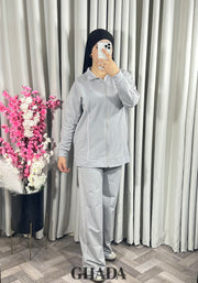Ensemble survêtement en gris