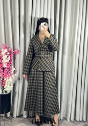 Ensemble veste et jupe à carreaux