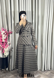 Ensemble veste et jupe à carreaux