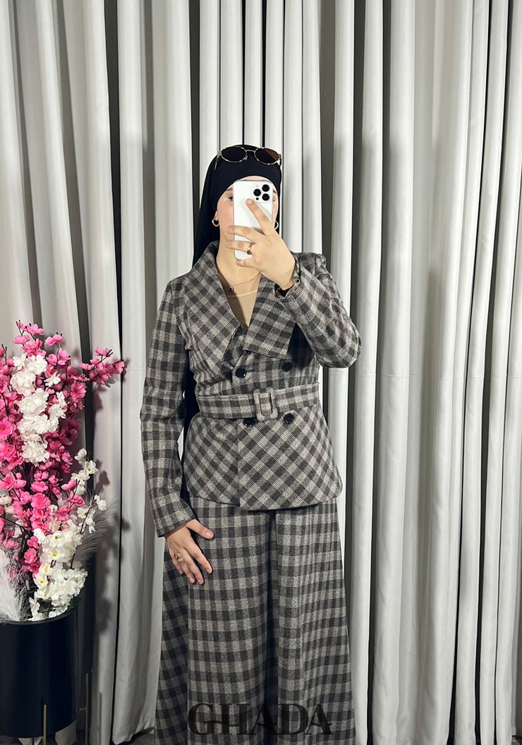 Ensemble veste et jupe à carreaux