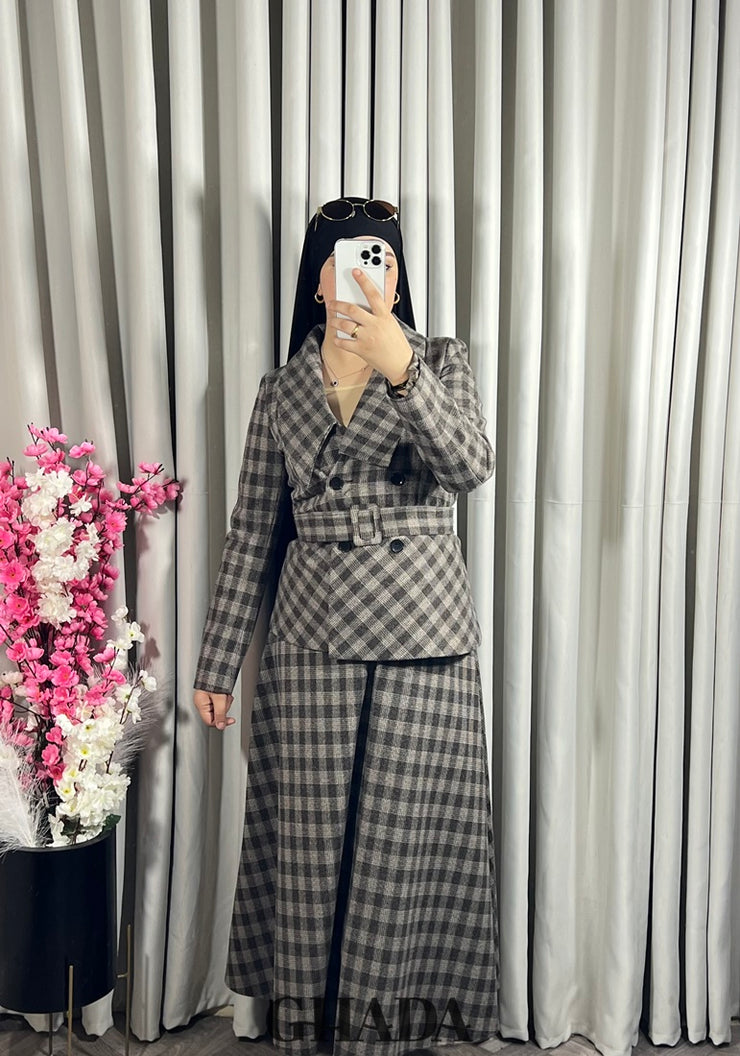 Ensemble veste et jupe à carreaux