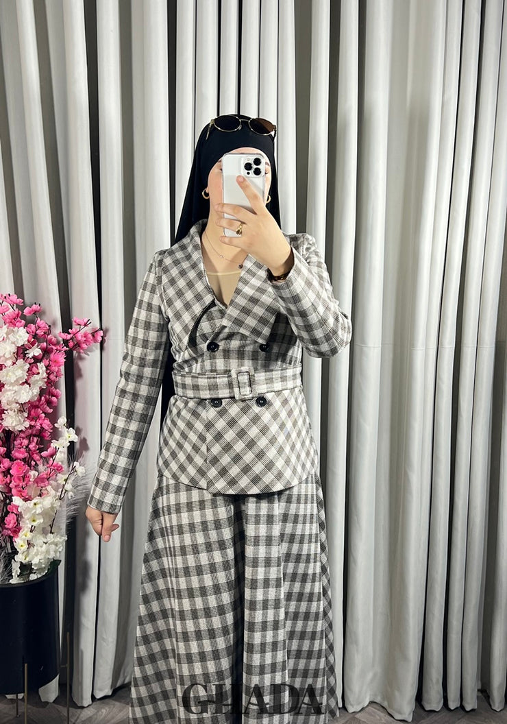 Ensemble veste et jupe à carreaux