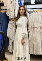 Robe brodée
