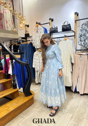 Robe brodée