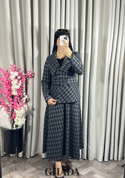 Ensemble veste et jupe à carreaux