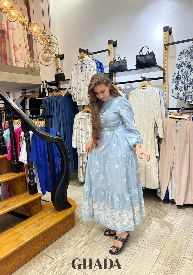 Robe brodée