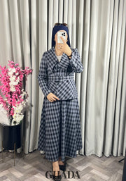 Ensemble veste et jupe à carreaux