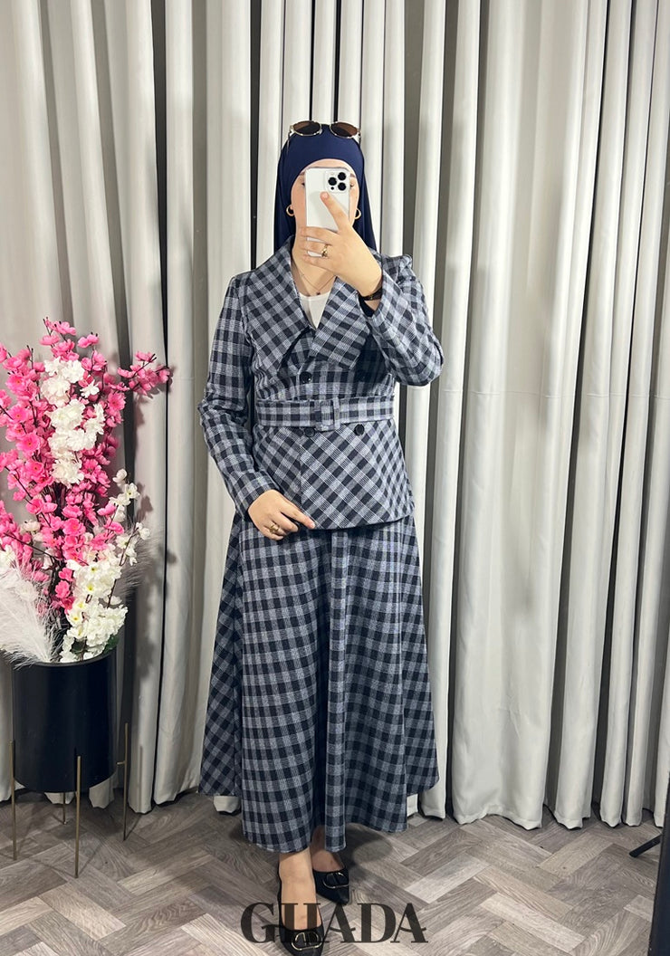Ensemble veste et jupe à carreaux