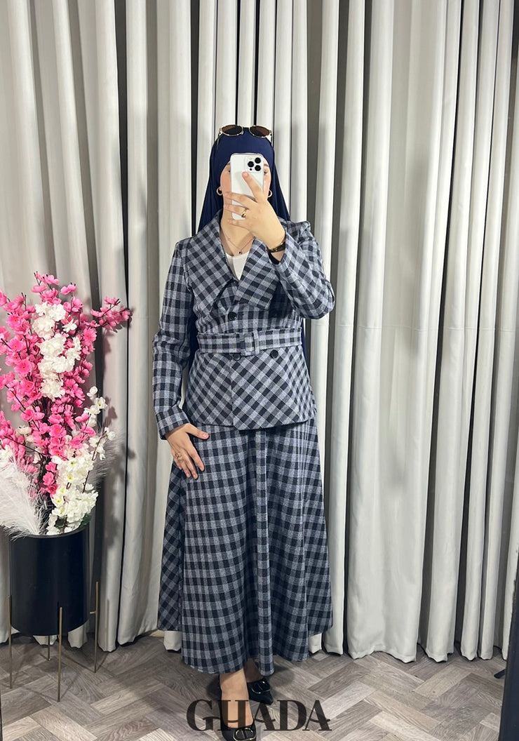 Ensemble veste et jupe à carreaux