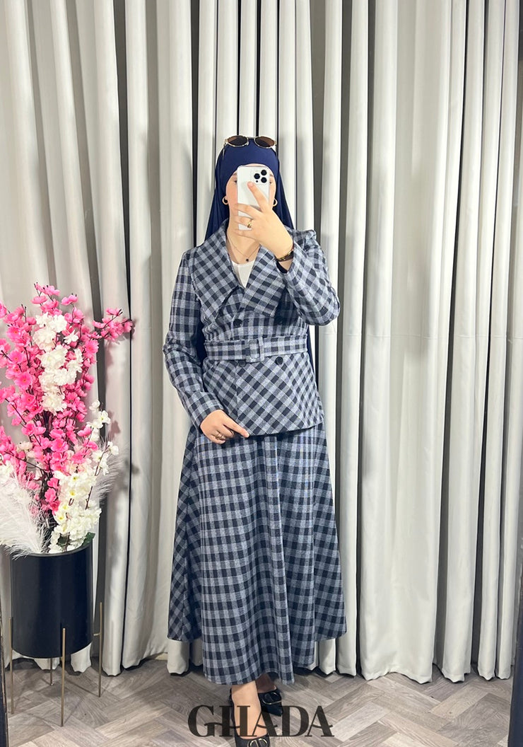 Ensemble veste et jupe à carreaux