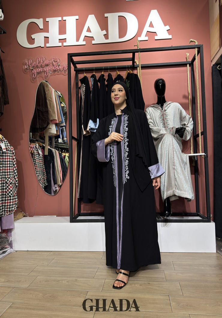 Abaya avec broderie