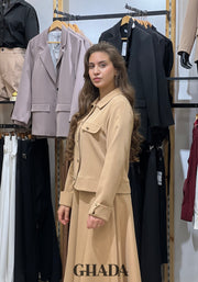Ensemble avec jupe en beige