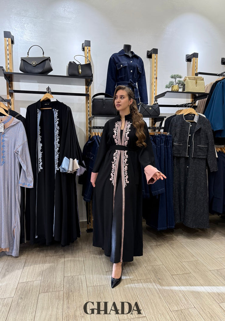 Abaya avec broderie