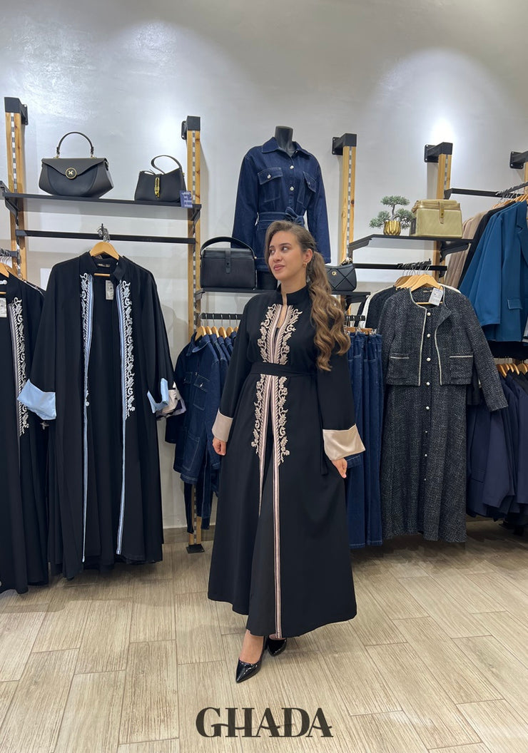 Abaya avec broderie