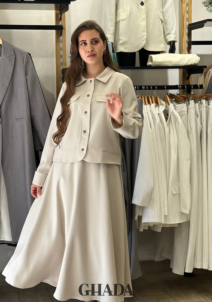 Ensemble avec jupe en beige sable