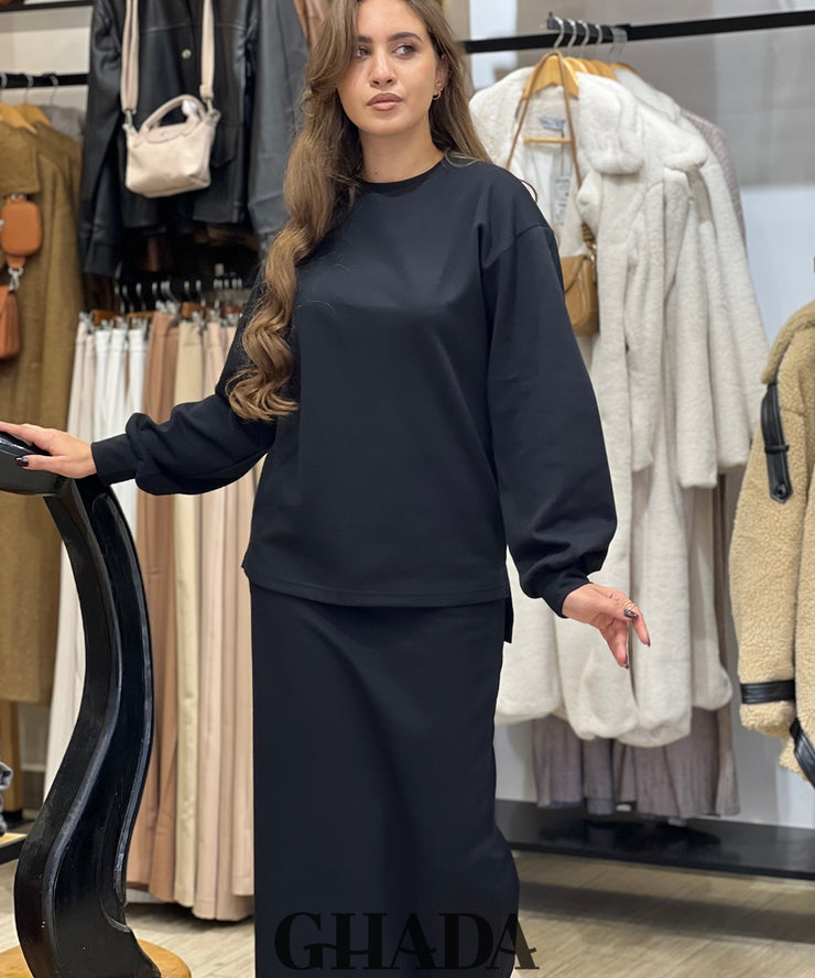 Ensemble en maille avec jupe