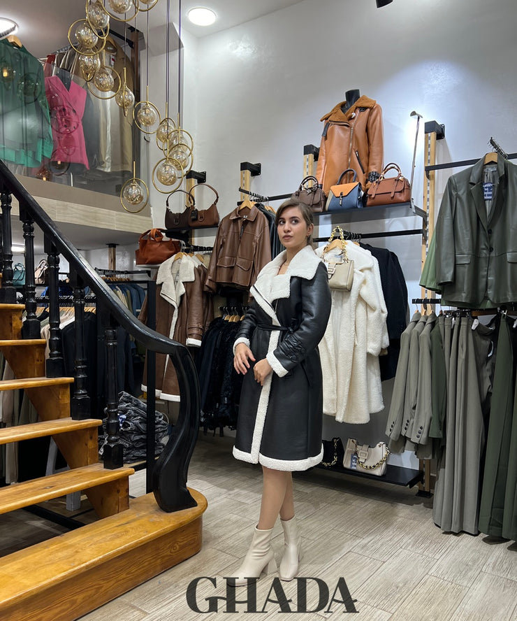 Trench noir en duveteux