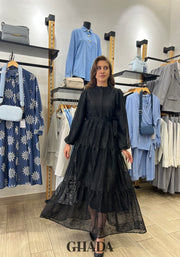 Robe noire en dentelle