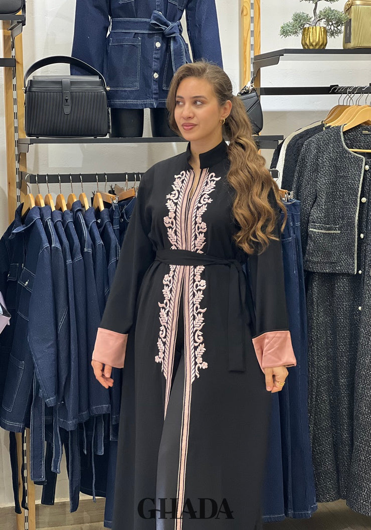 Abaya avec broderie