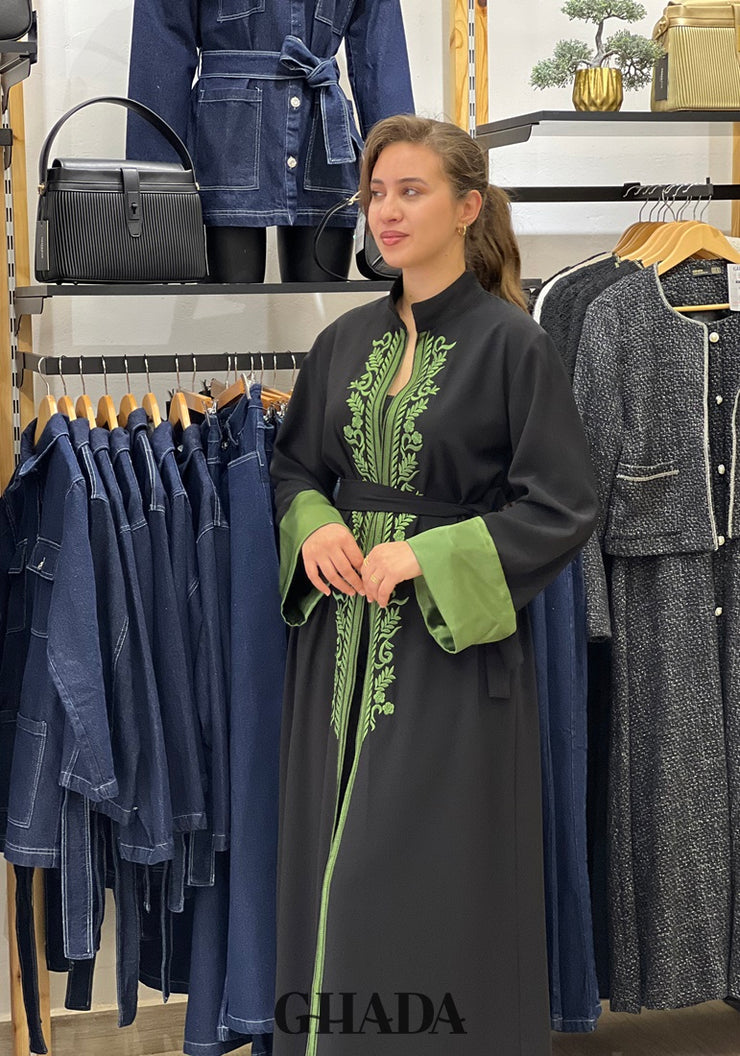Abaya avec broderie