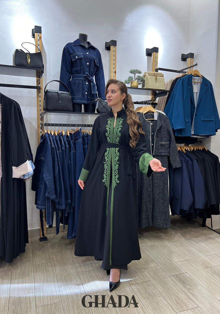 Abaya avec broderie
