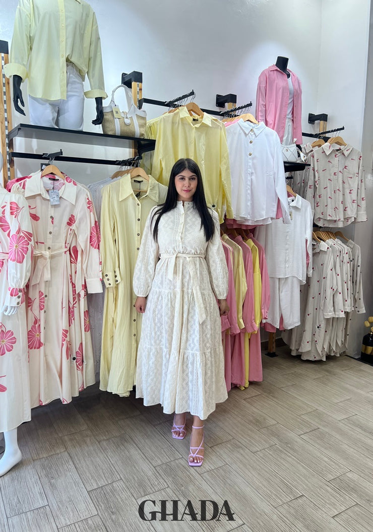 Robe brodée avec doublure