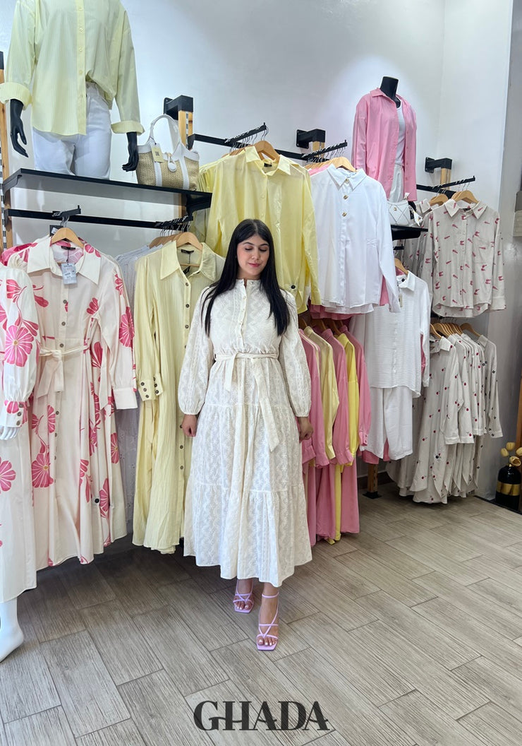 Robe brodée avec doublure