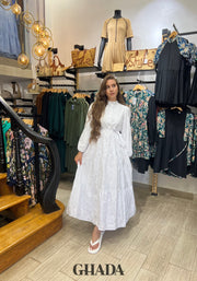 Robe brodée blanche