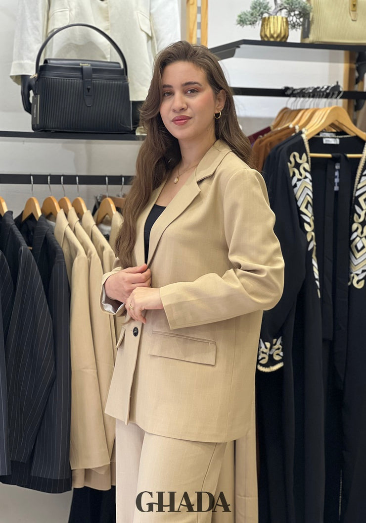 Ensemble tailleur à rayures en beige