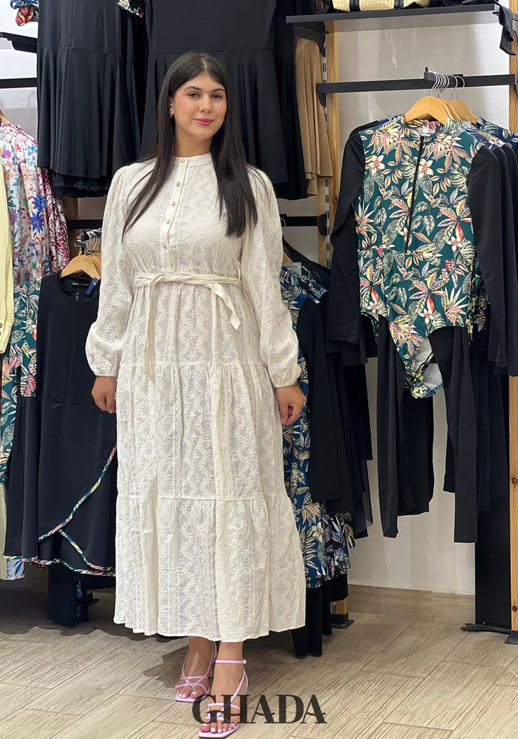 Robe brodée avec doublure