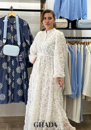 Robe blanche en dentelle