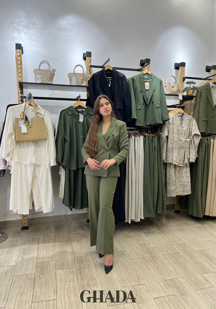 Ensemble- Tailleur vert kaki