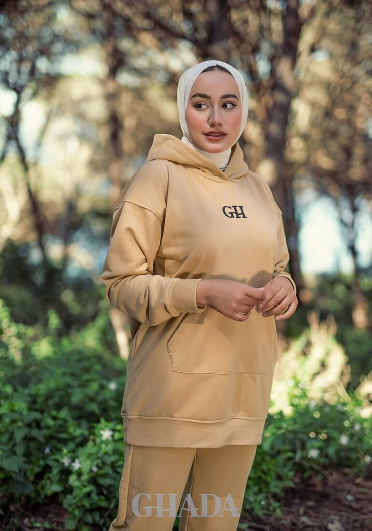 Ensemble hoodie et pantalon en beige foncé