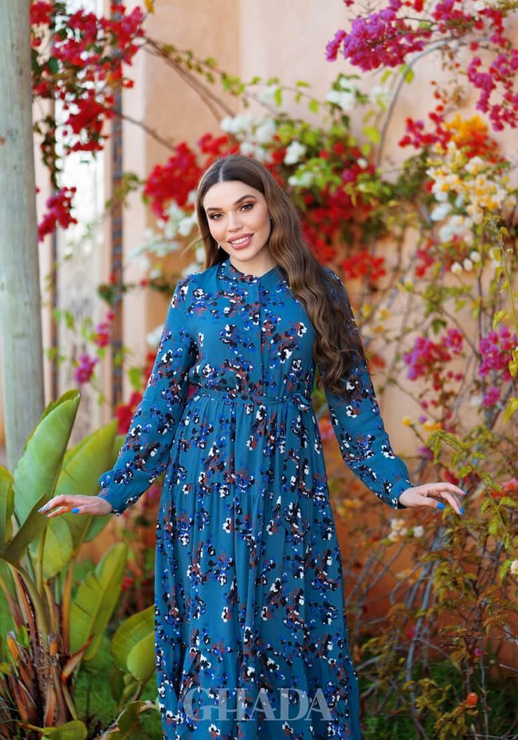 Robe longue en bleu imprimé floral