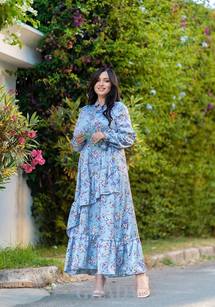 Robe longue en bleu ciel imprimée floral