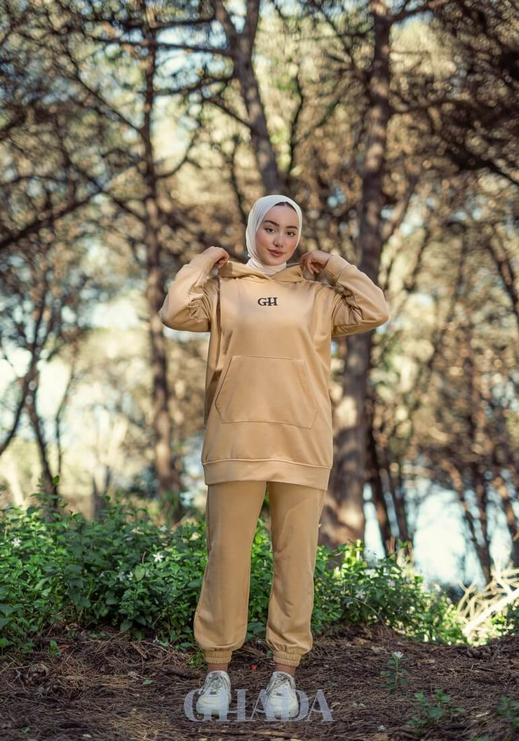Ensemble hoodie et pantalon en beige foncé