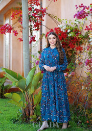 Robe longue en bleu imprimé floral