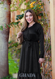 Robe satinée en noir