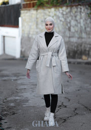 Manteau over size gris avec ceinture