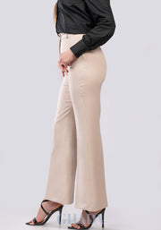 Pantalon pattes d'éléphant en beige sable