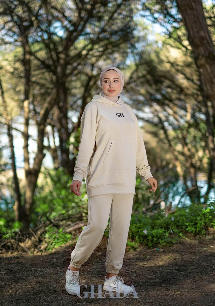 Ensemble hoodie et pantalon en beige