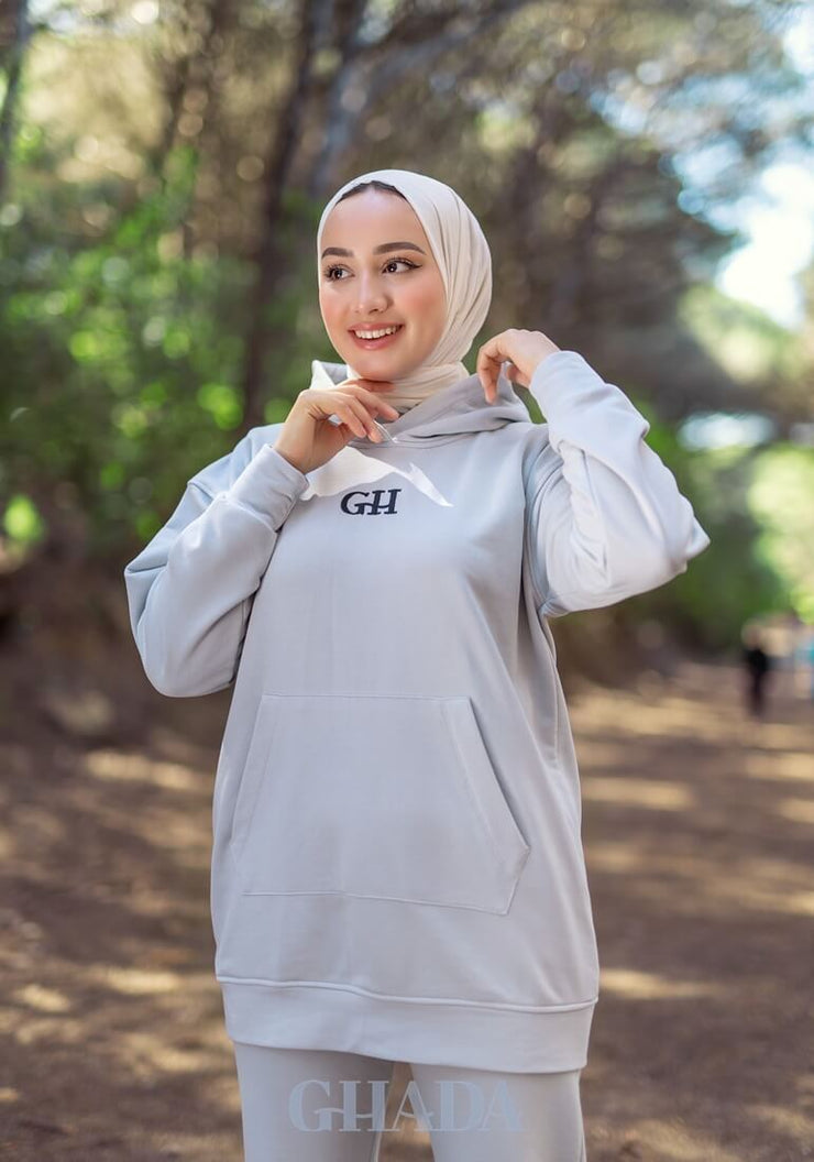 Ensemble hoodie et pantalon en gris