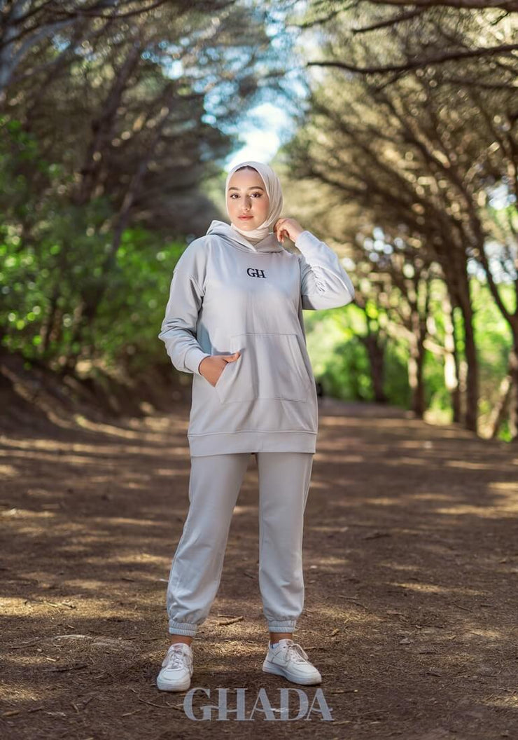 Ensemble hoodie et pantalon en gris