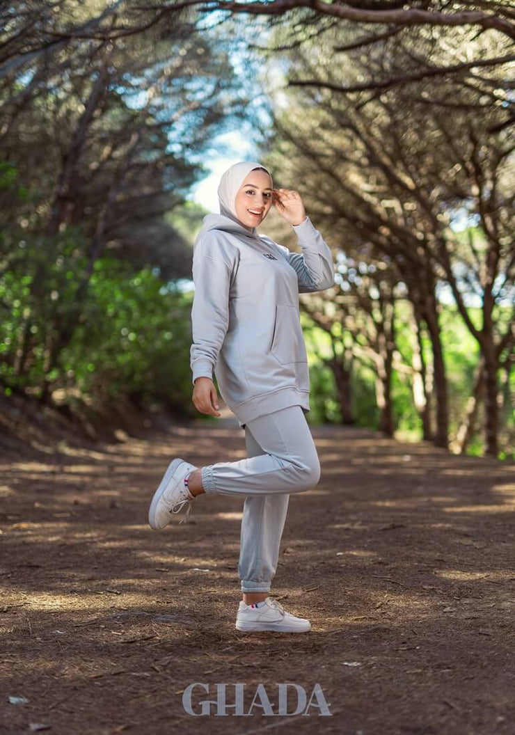 Ensemble hoodie et pantalon en gris
