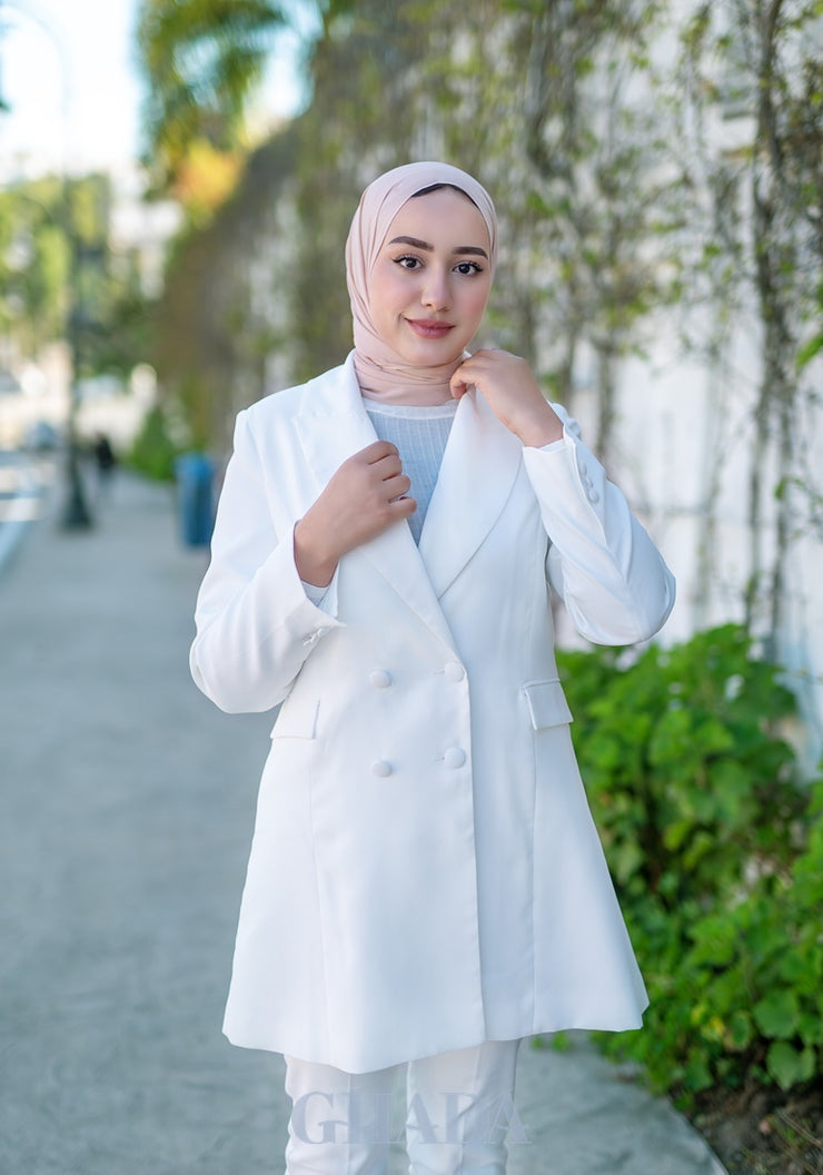 veste blanche longue