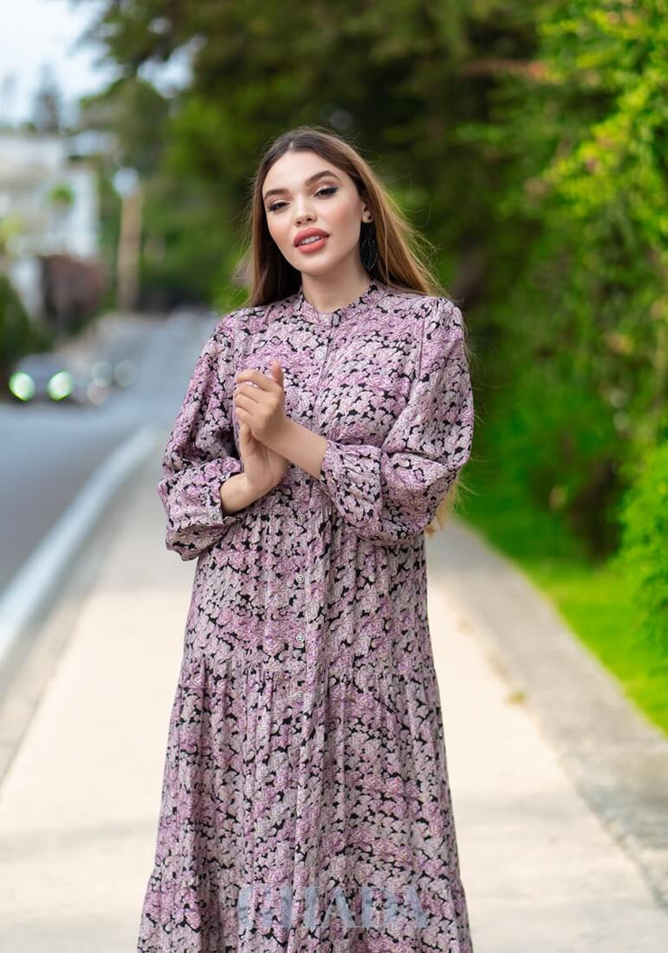 Robe longue imprimée en mauve